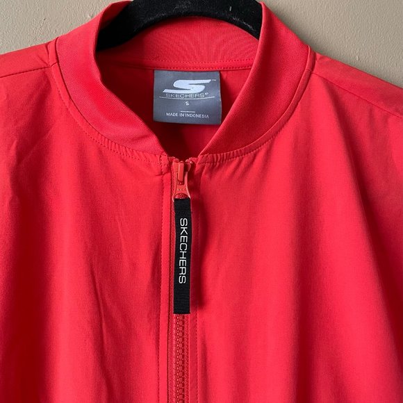 Skechers Explore Bomber Jacket in Red - Picture 2 of 12